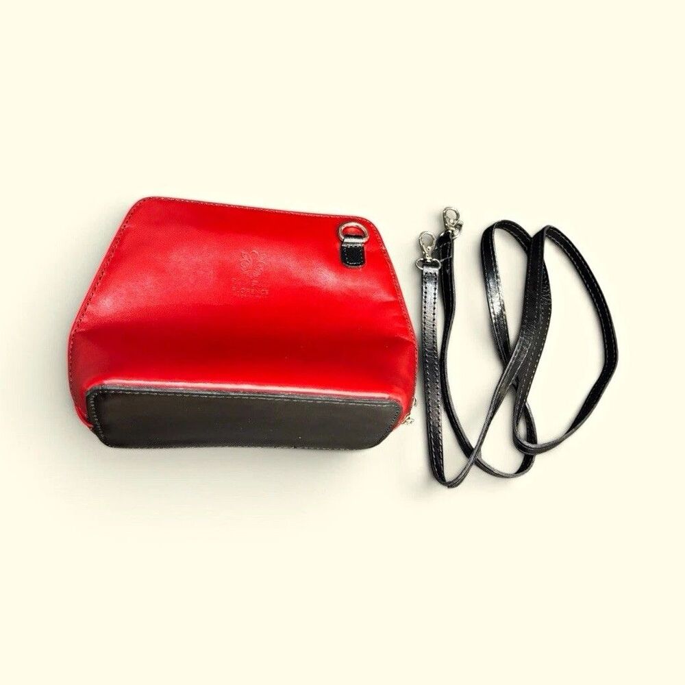 VTG 100% Italian Leather Vera Pelle Crossbody Bag Zip Closure Detachable Strap